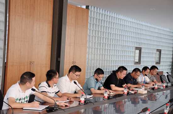 江北區(qū)委書記華偉蒞臨公司調(diào)研