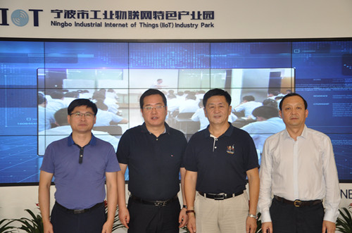 中國衡器協(xié)會理事長劉曉華一行蒞臨我司參觀交流